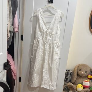 White Sleeveless Midi Dress